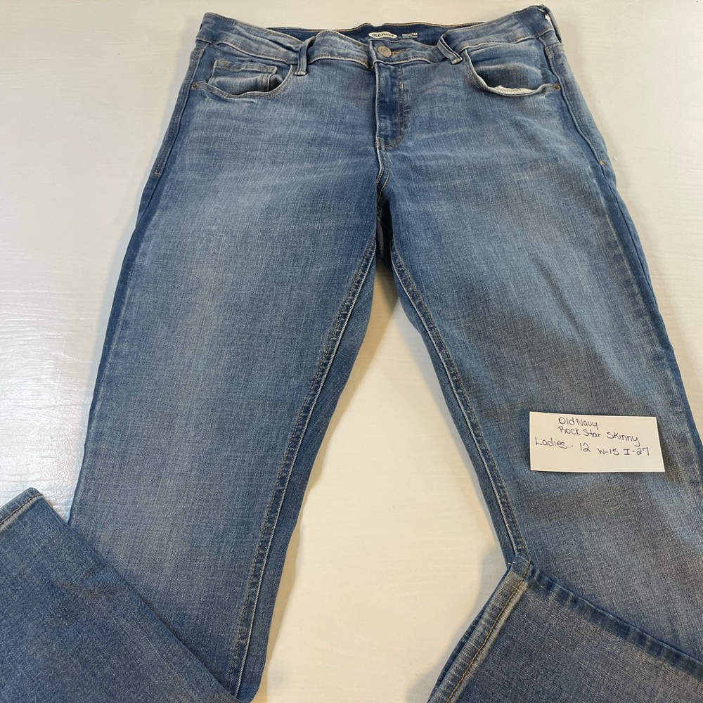 Old Navy rockstar, jeans size 12
